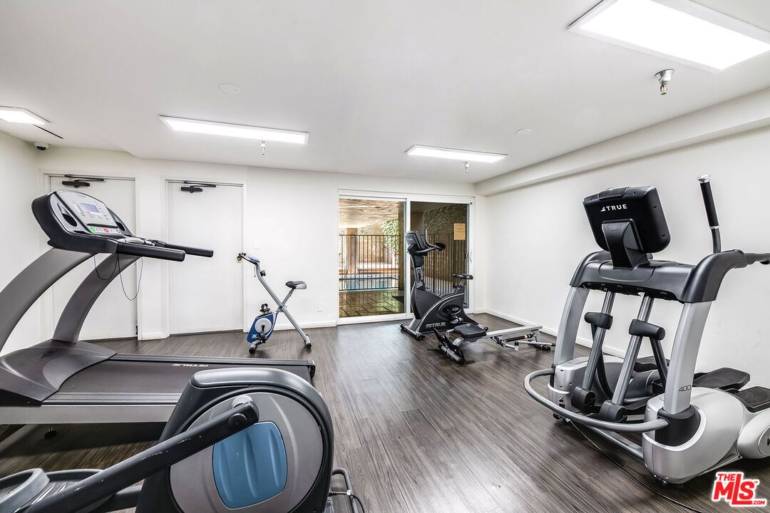 137 S Palm Dr Unit: 503