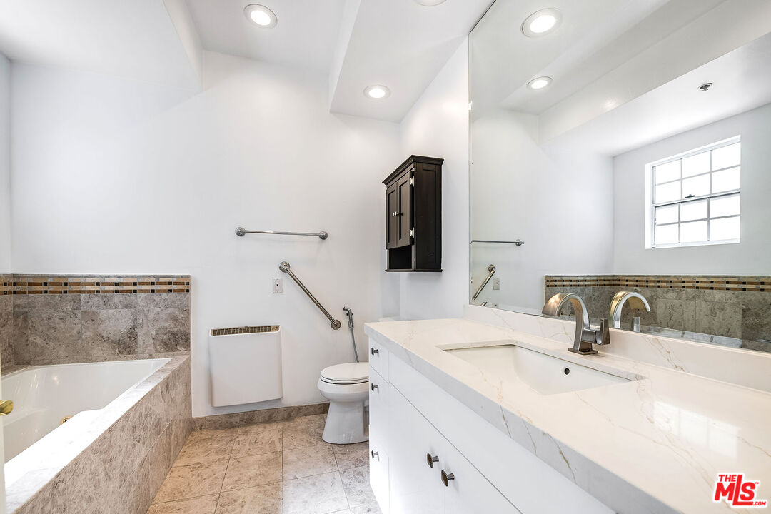 10630 Eastborne Ave Unit: 203