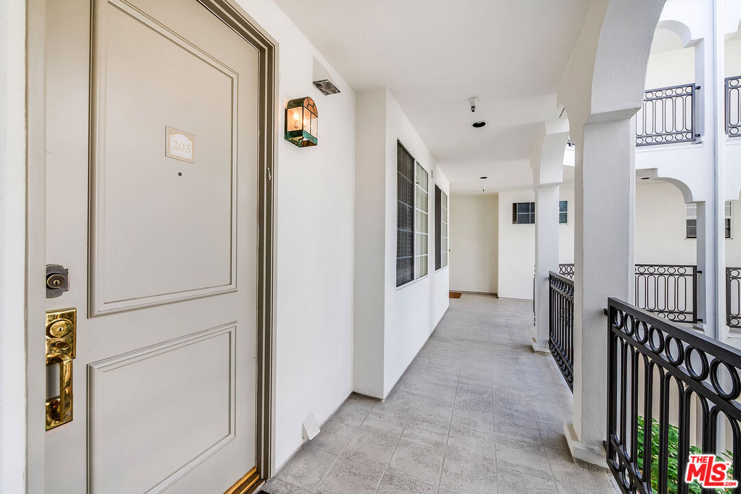 10630 Eastborne Ave Unit: 203