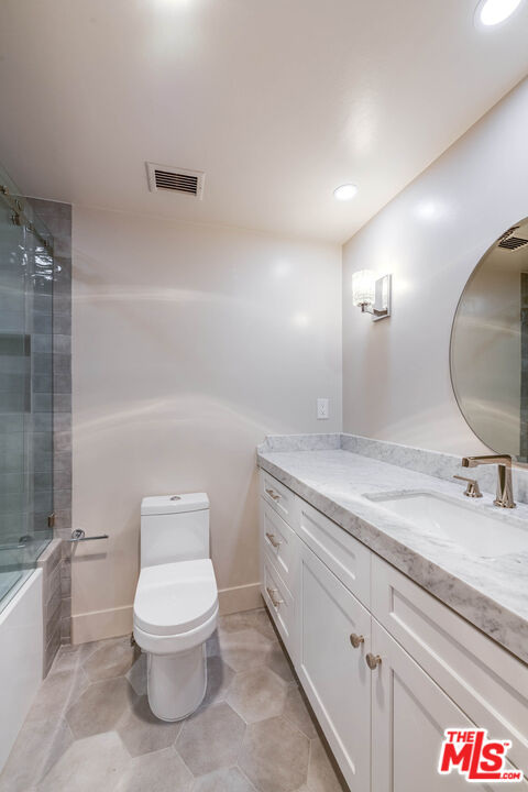 2222 Avenue Of The Stars Unit: 1701