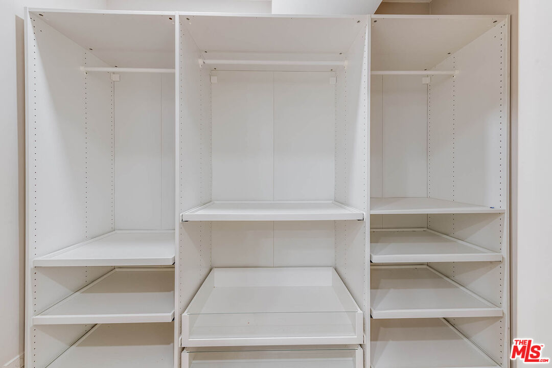 2222 Avenue Of The Stars Unit: 1701