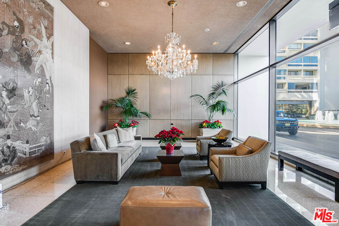 2222 Avenue Of The Stars Unit: 1701