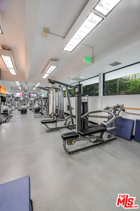 2222 Avenue Of The Stars Unit: 1701