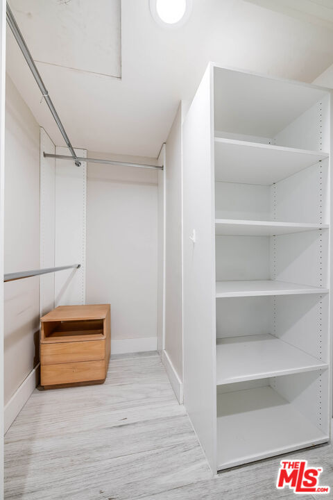 10790 Wilshire Blvd Unit: 504