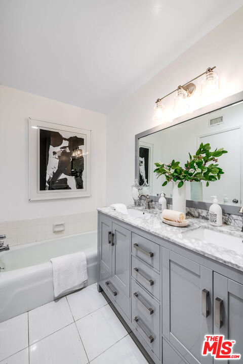 441 N Oakhurst Dr Unit: 203