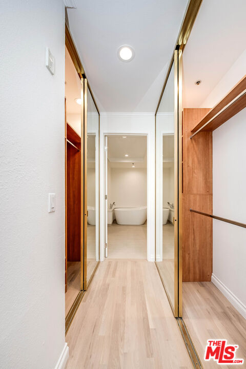 2132 Century Park Ln Unit: 104