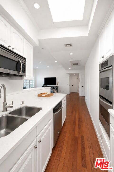 1135 Rexford Dr Unit: 403