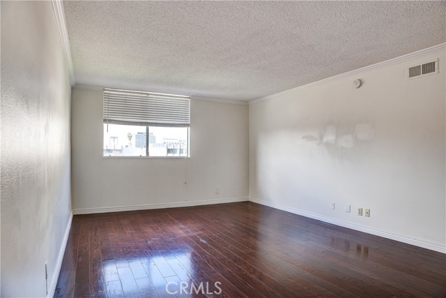 137 S Palm DR Unit: 503