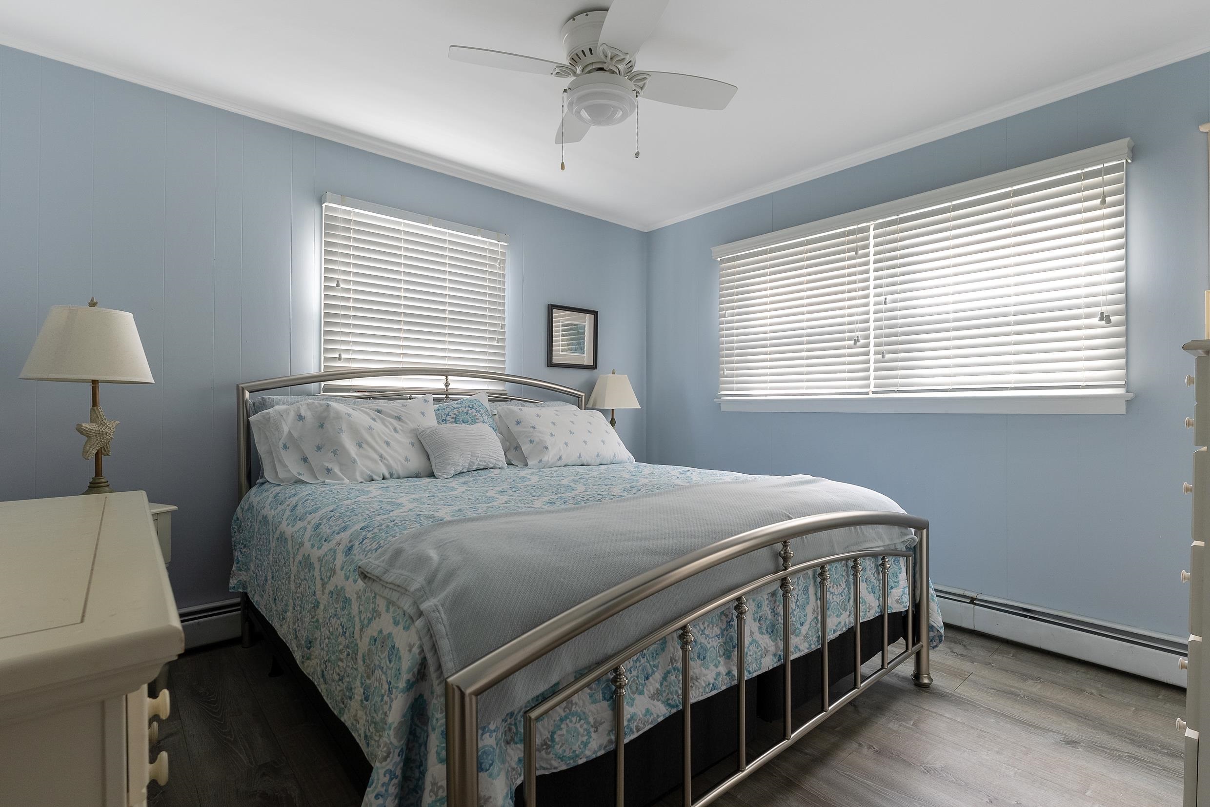 3954 Ocean Drive Unit: First Flr