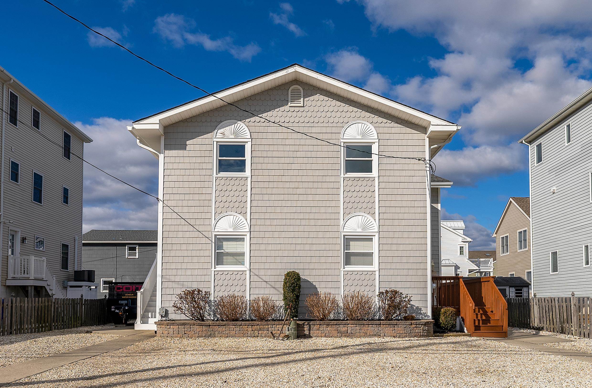 3954 Ocean Drive Unit: First Flr