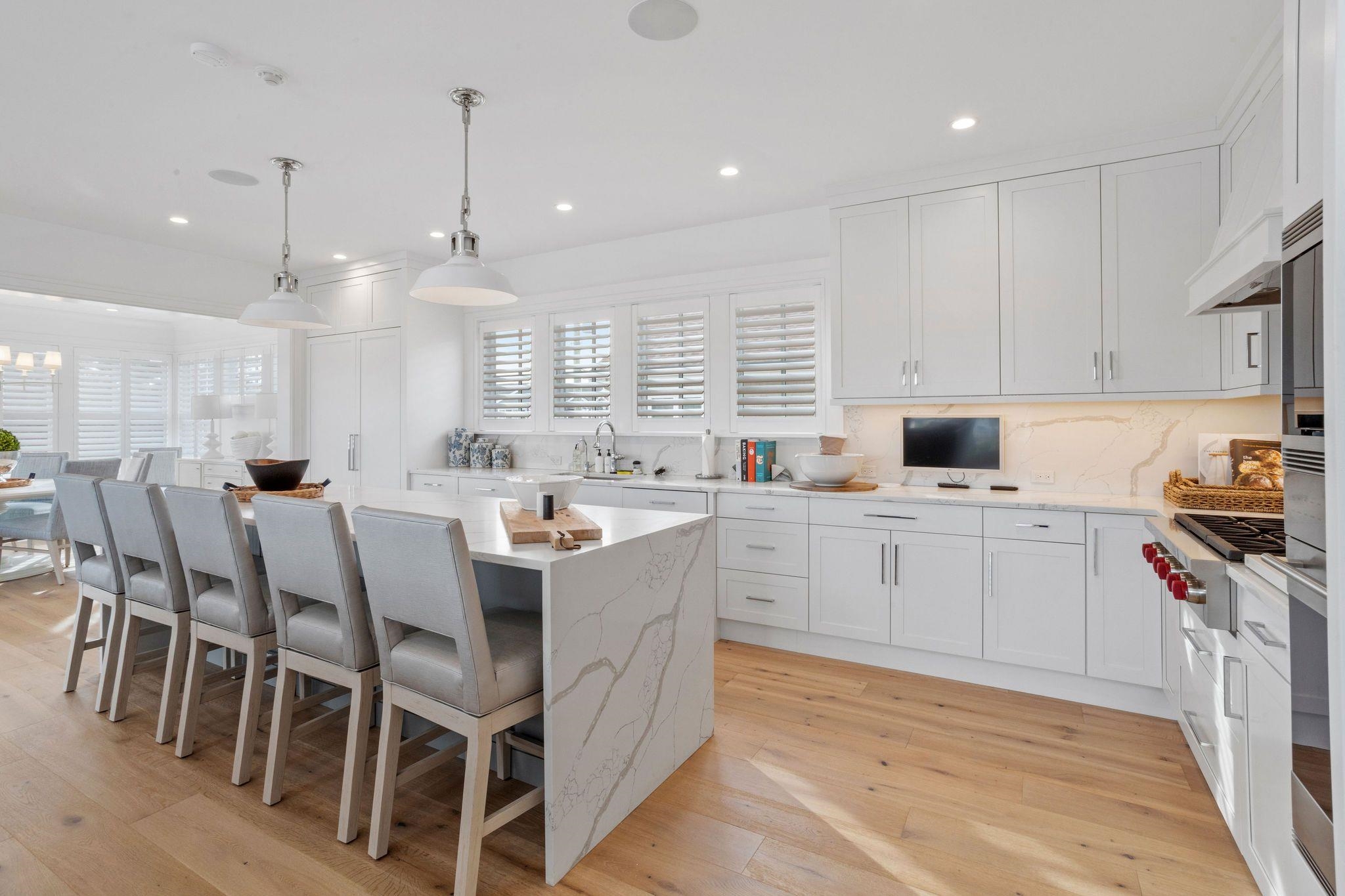 2488 Avalon Avenue Unit: Unit 1