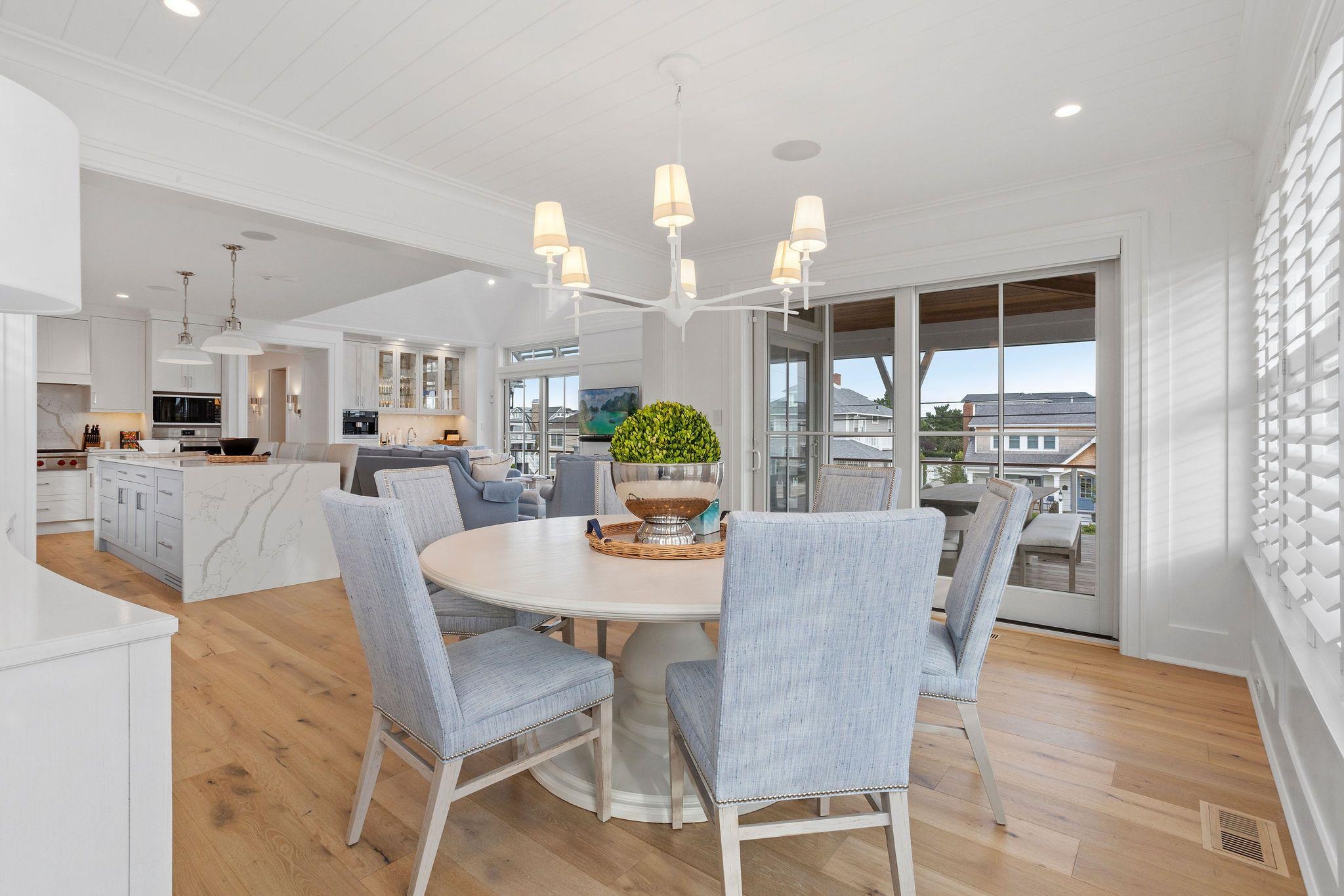 2488 Avalon Avenue Unit: Unit 1