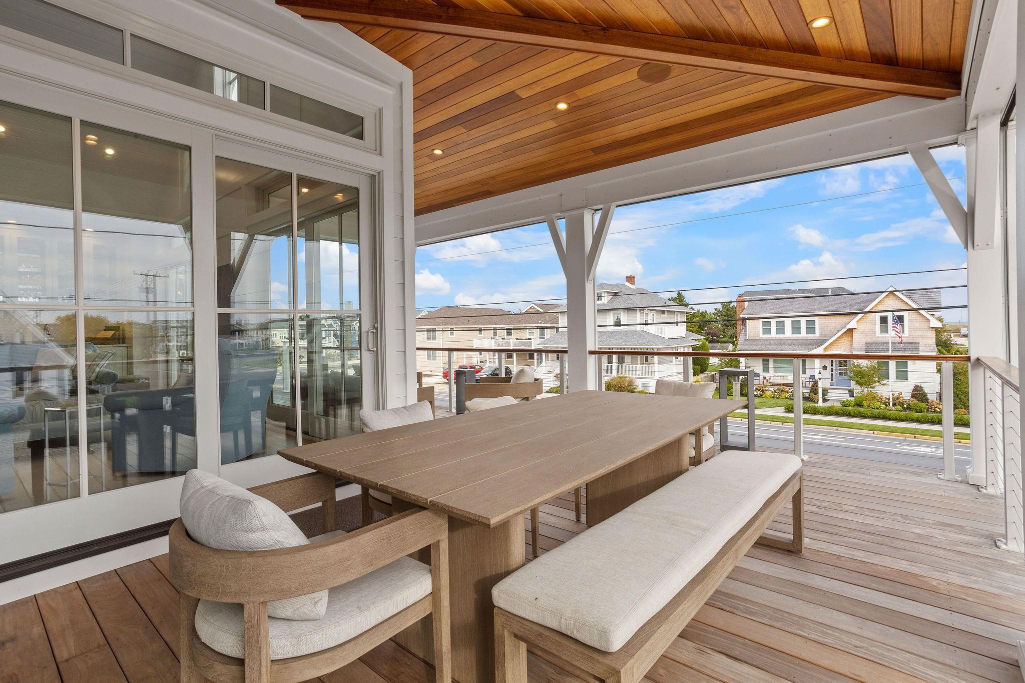 2488 Avalon Avenue Unit: Unit 1