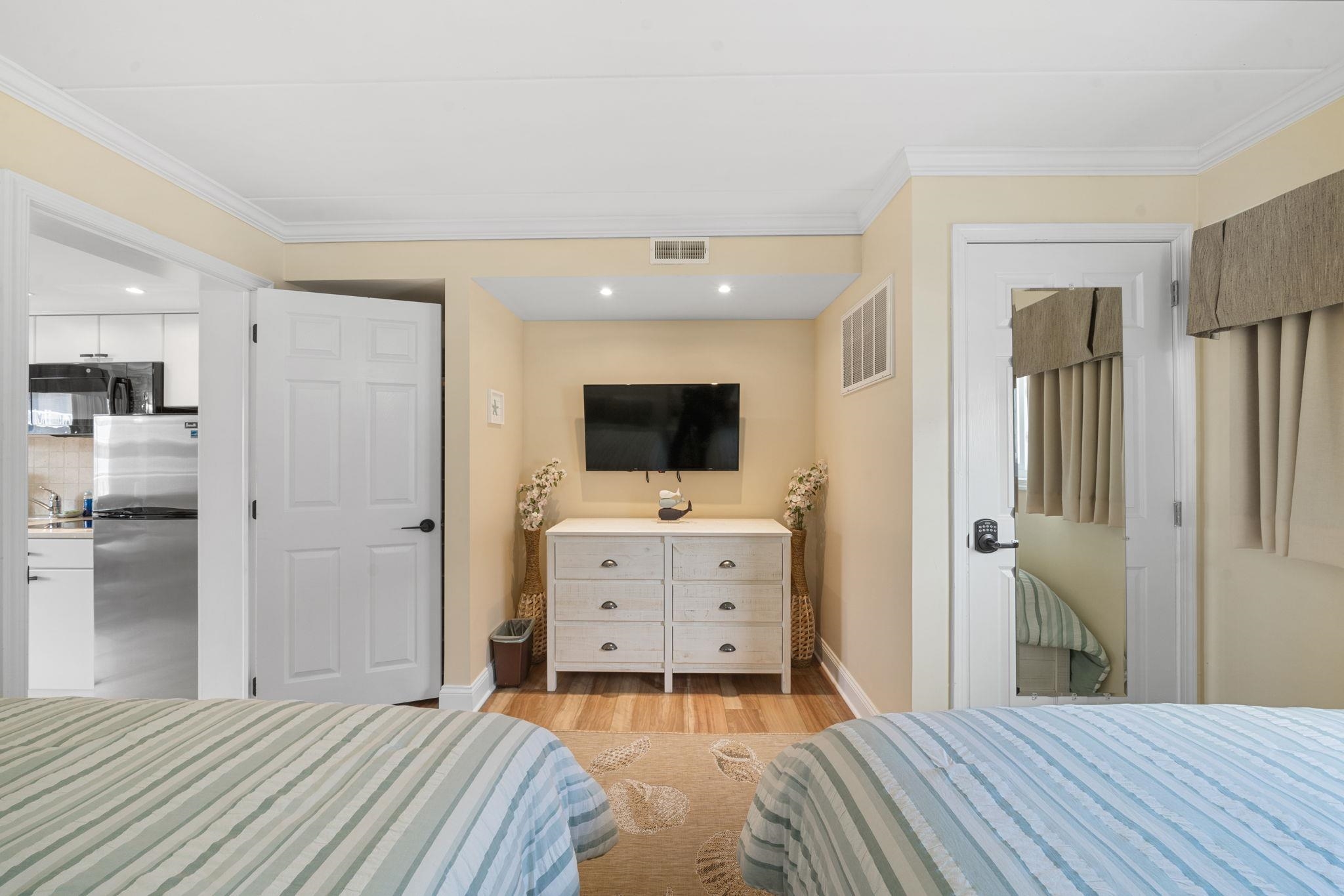 7888 Dune Drive Unit: 319