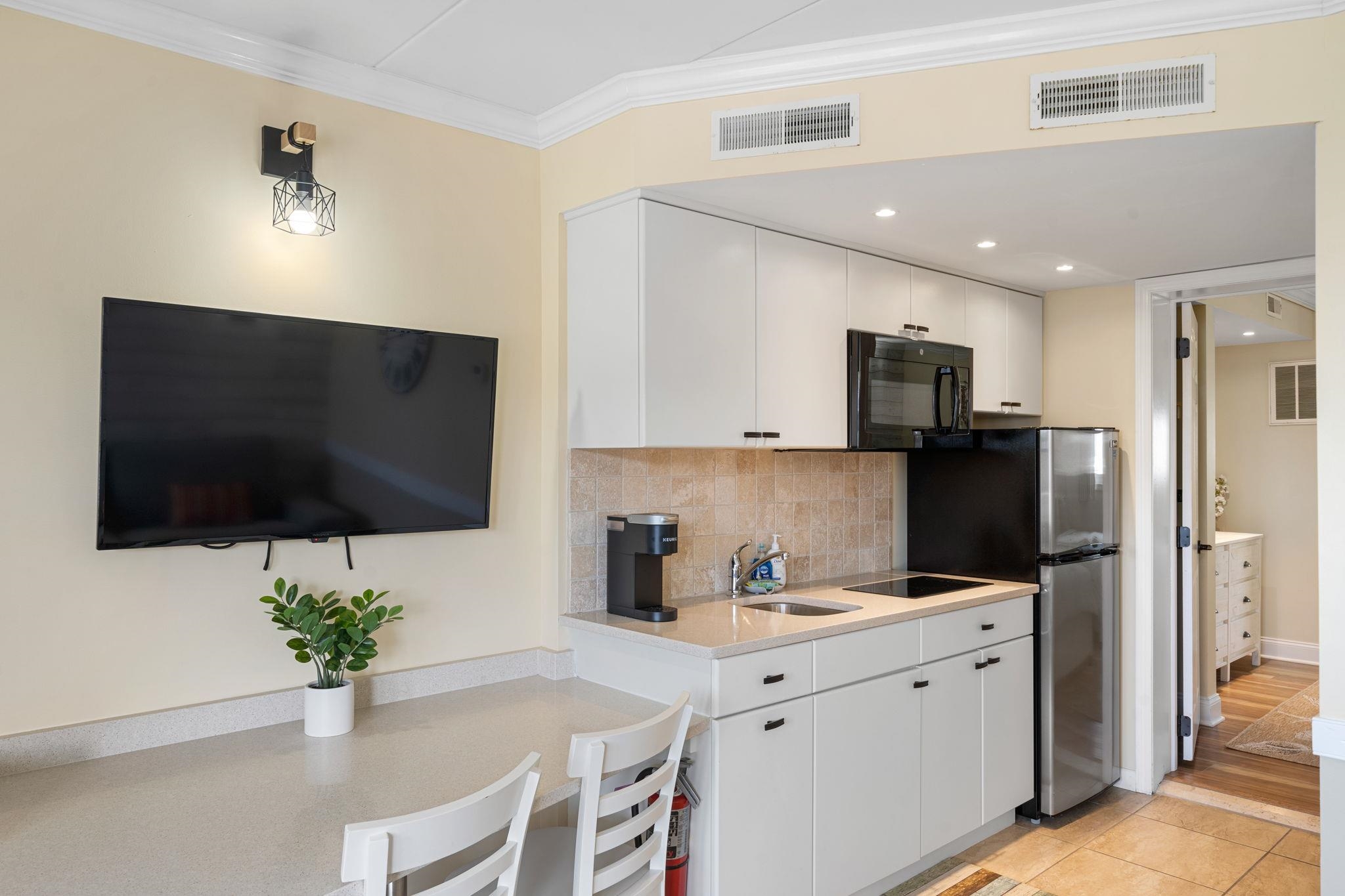 7888 Dune Drive Unit: 319