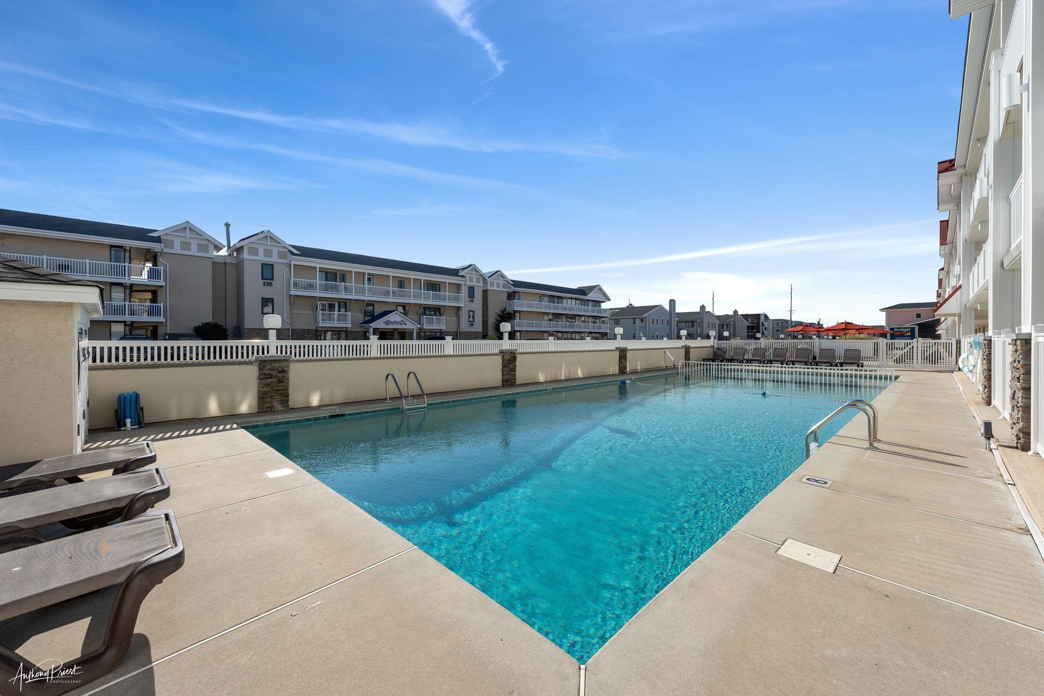 7888 Dune Drive Unit: 319