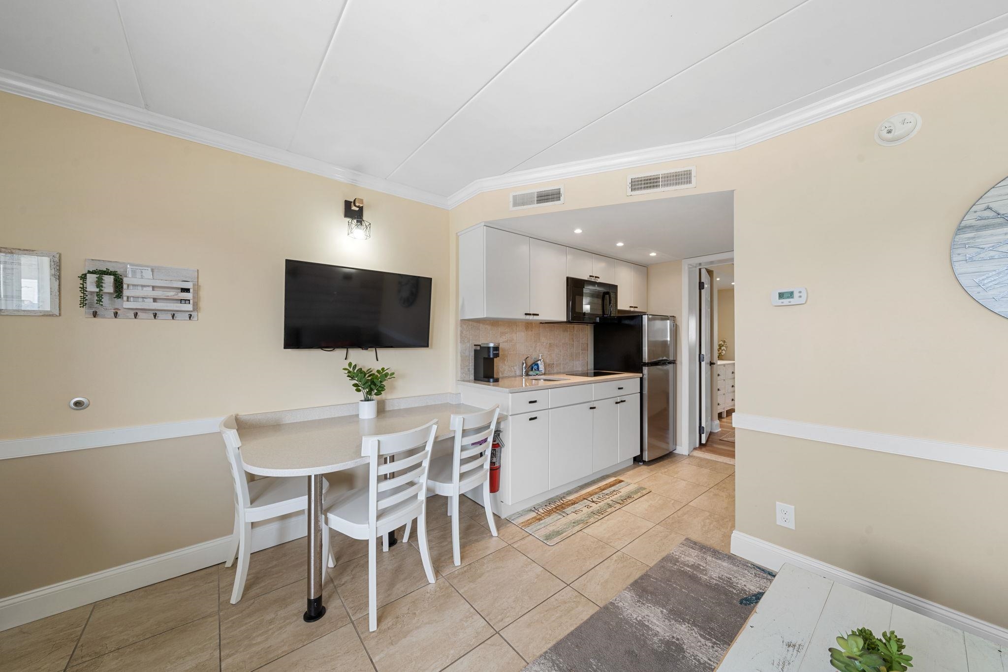 7888 Dune Drive Unit: 319