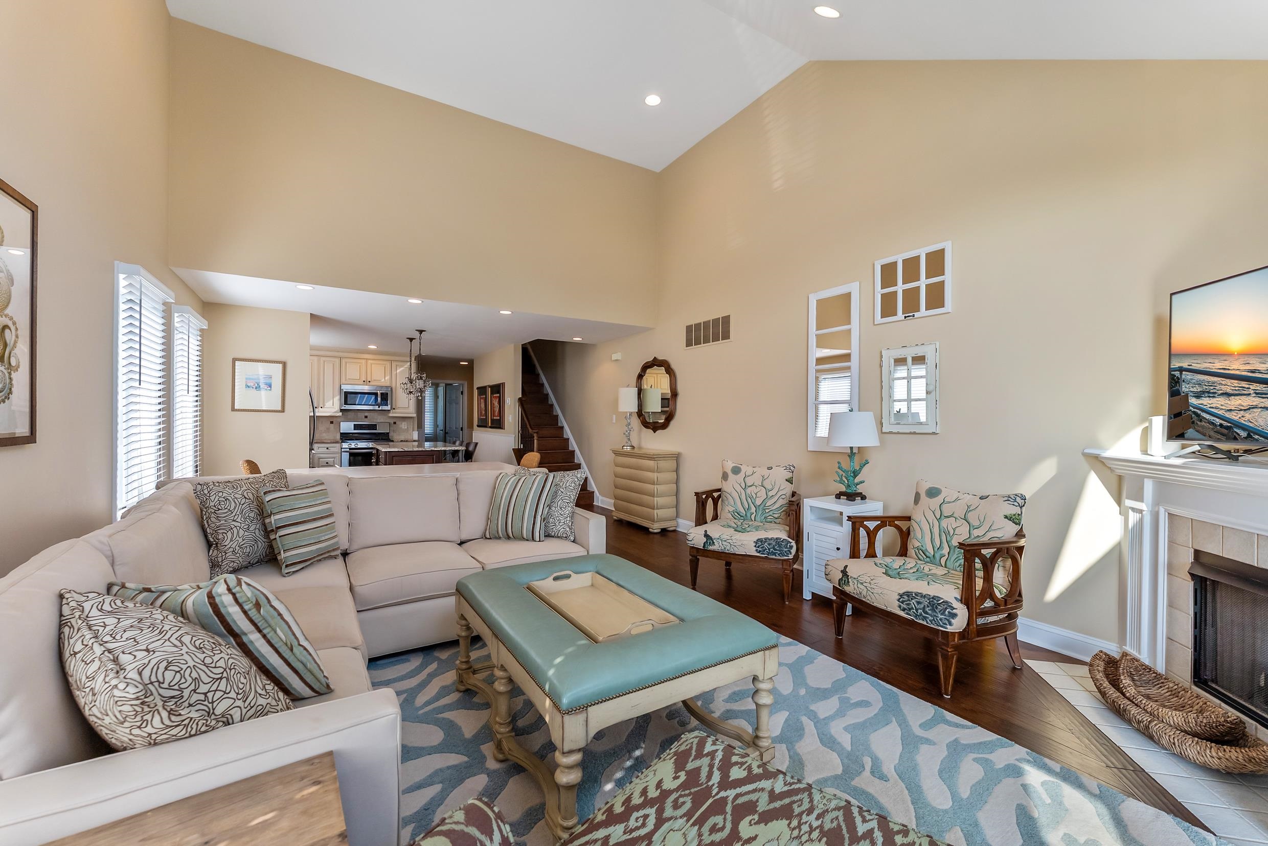 234 33rd Street Unit: East Unit