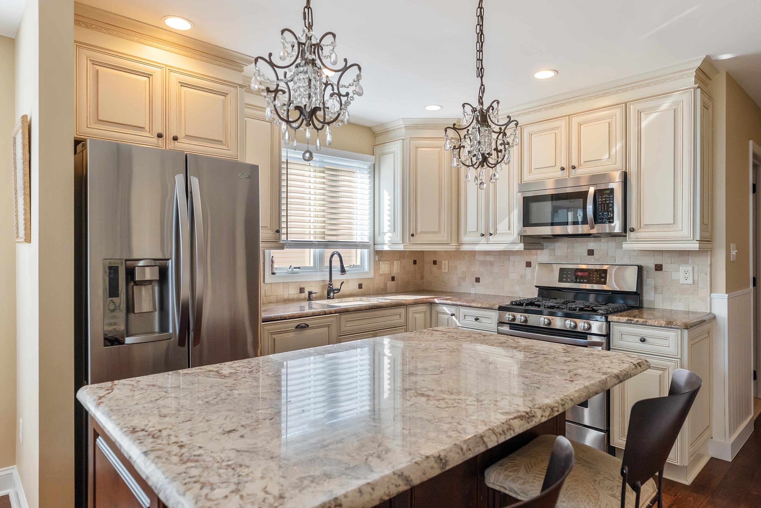 234 33rd Street Unit: East Unit