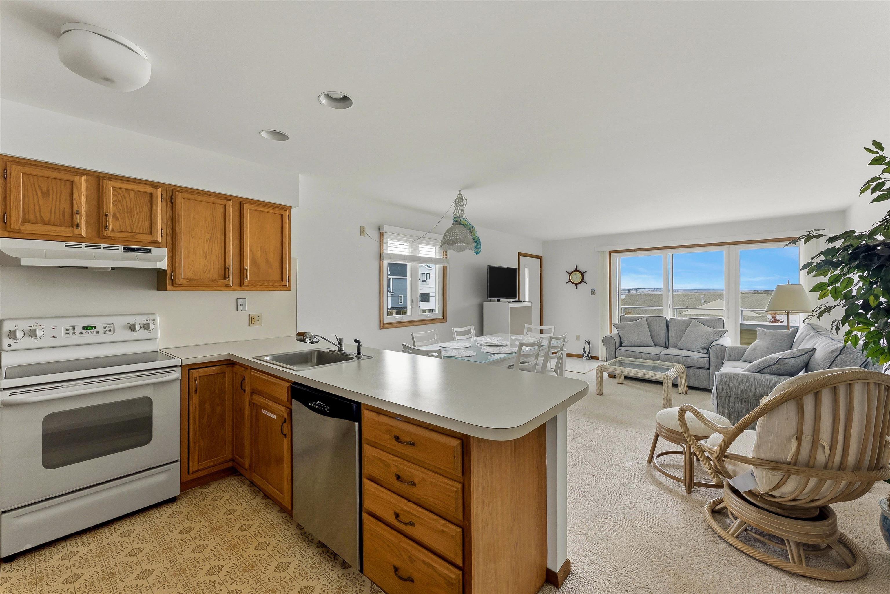 1719 Ocean Drive Unit: 2