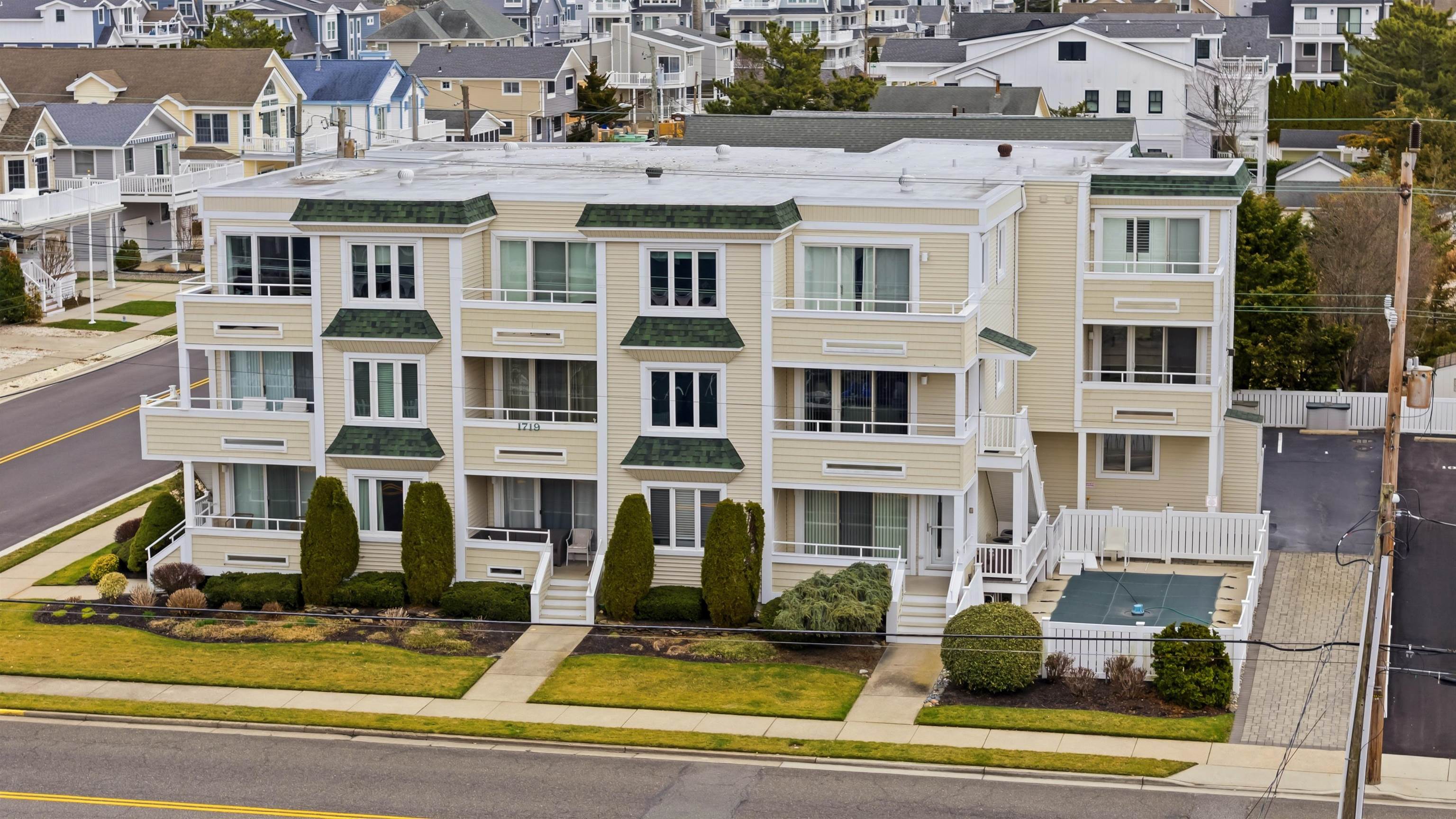 1719 Ocean Drive Unit: 2