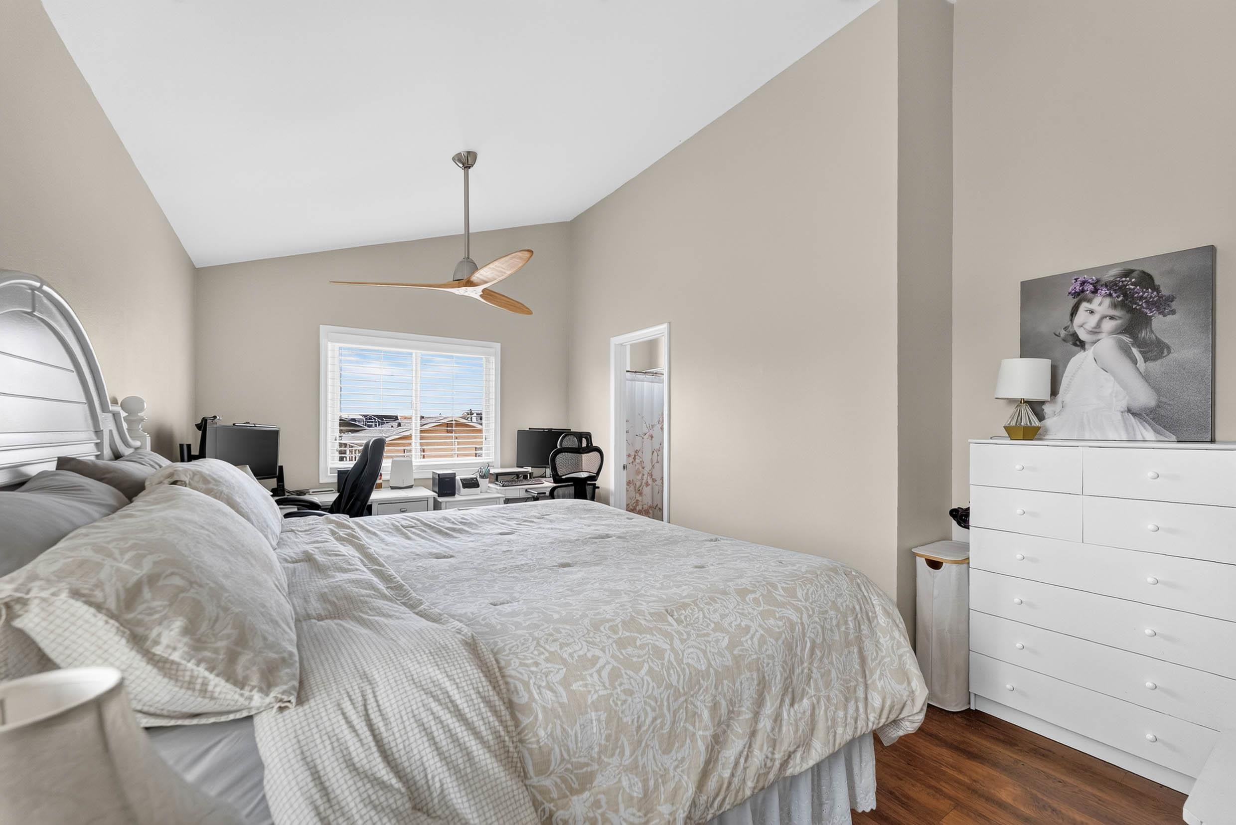 356 East 39th Unit: East