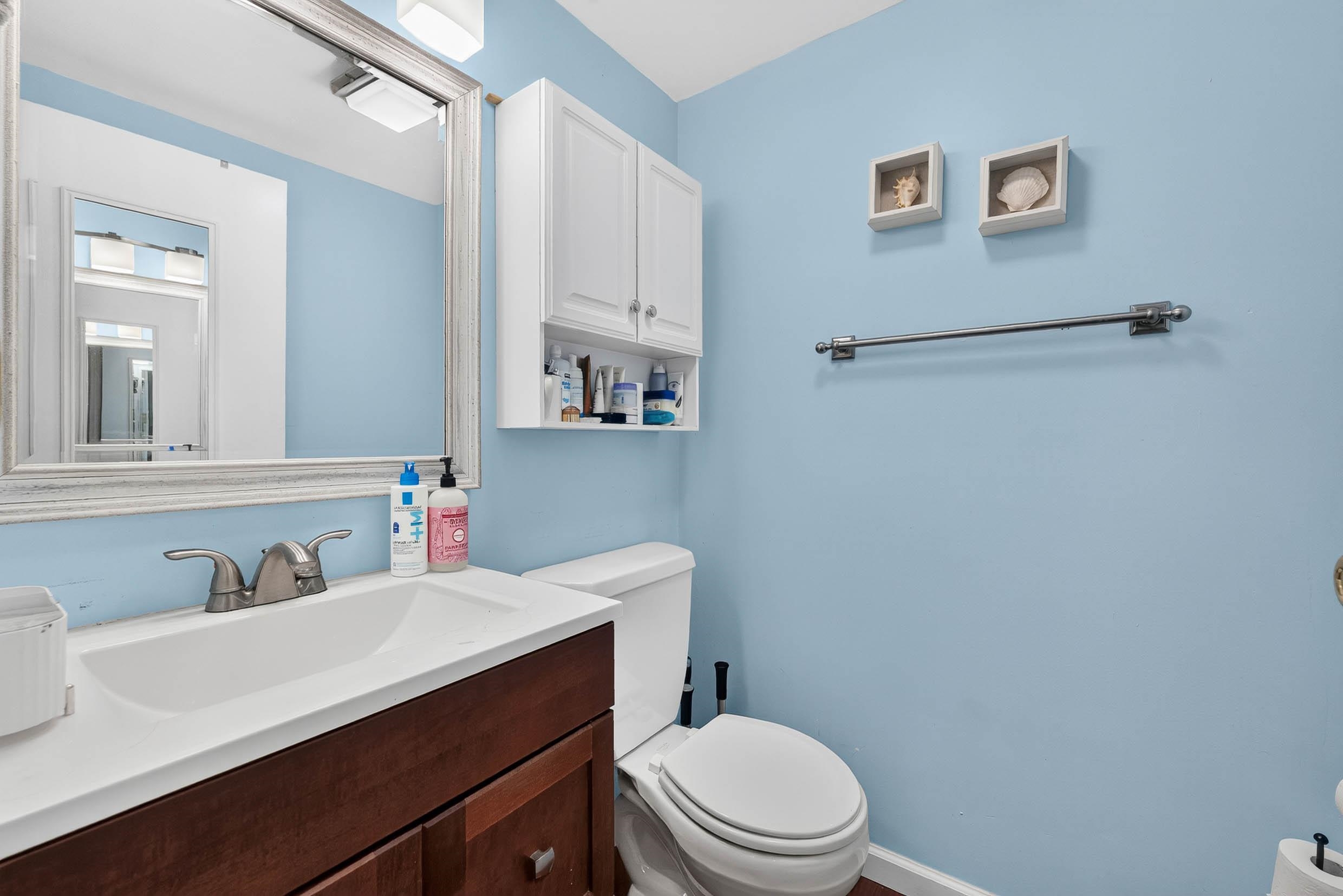 356 East 39th Unit: East