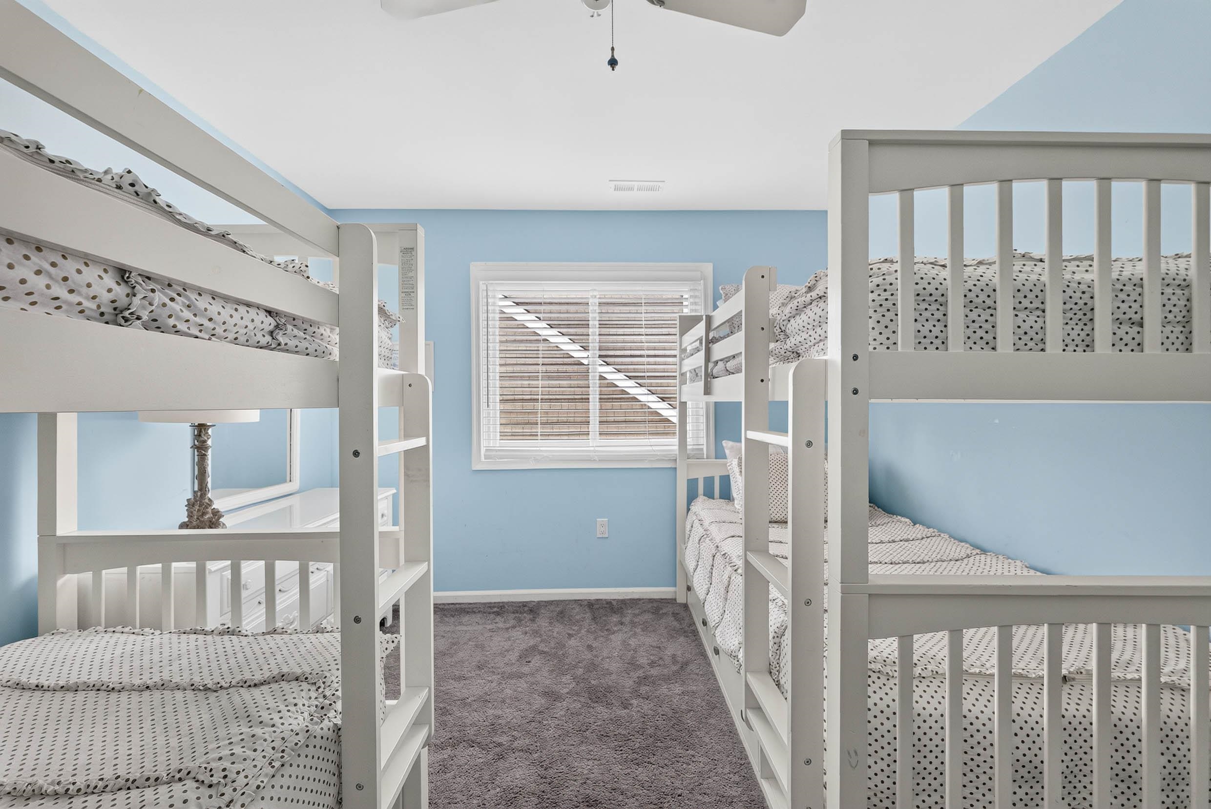 356 East 39th Unit: East