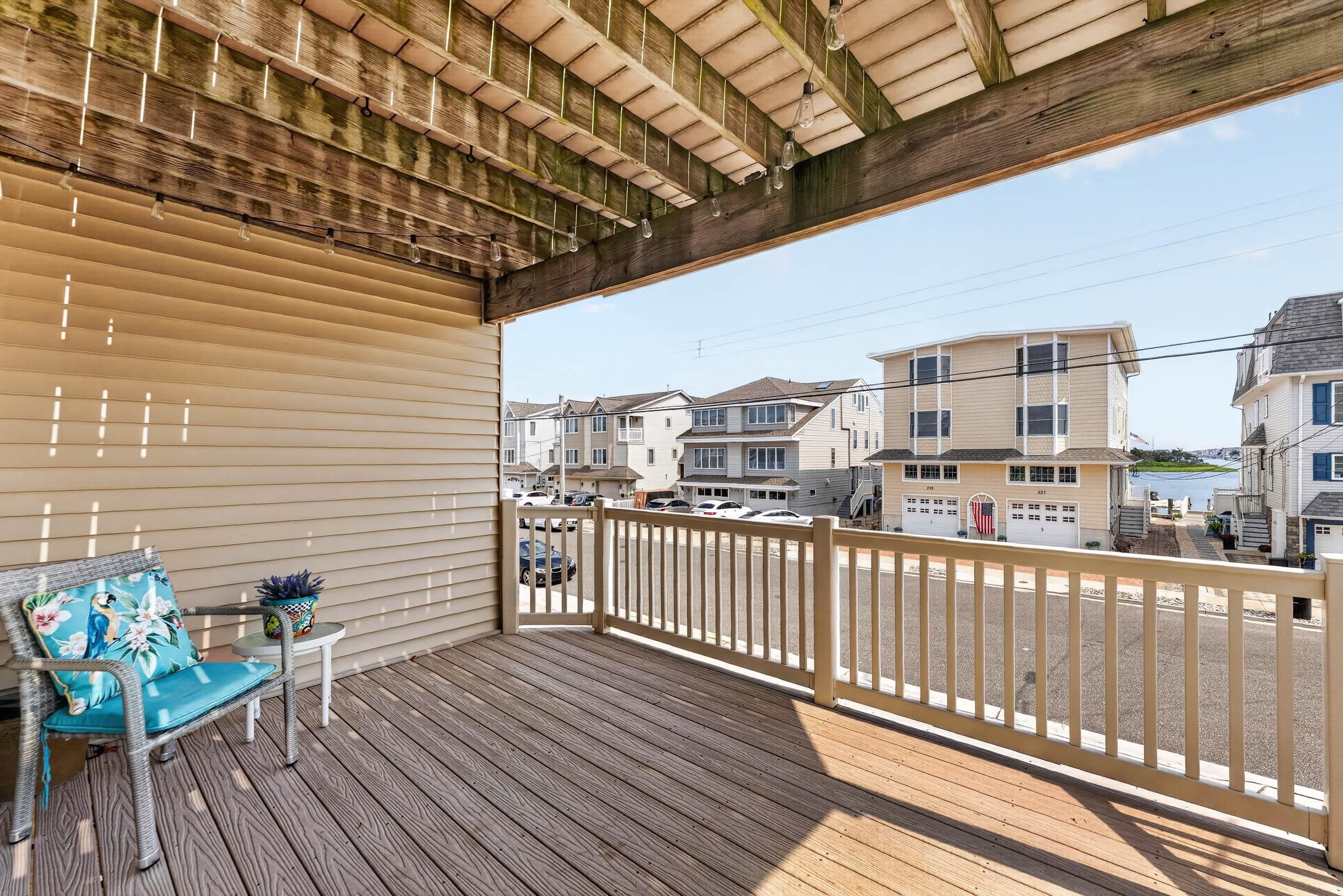 356 East 39th Unit: East