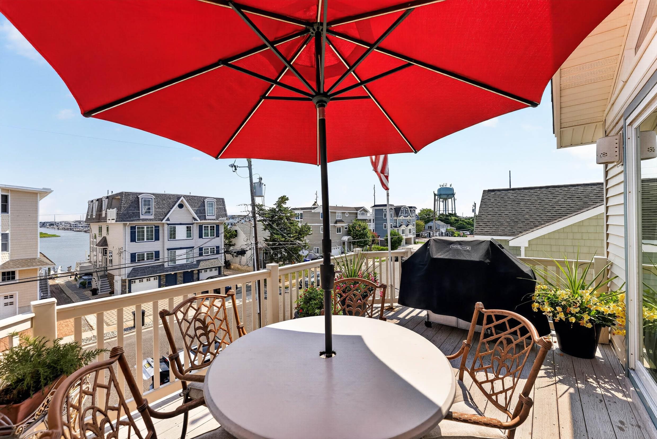 356 East 39th Unit: East