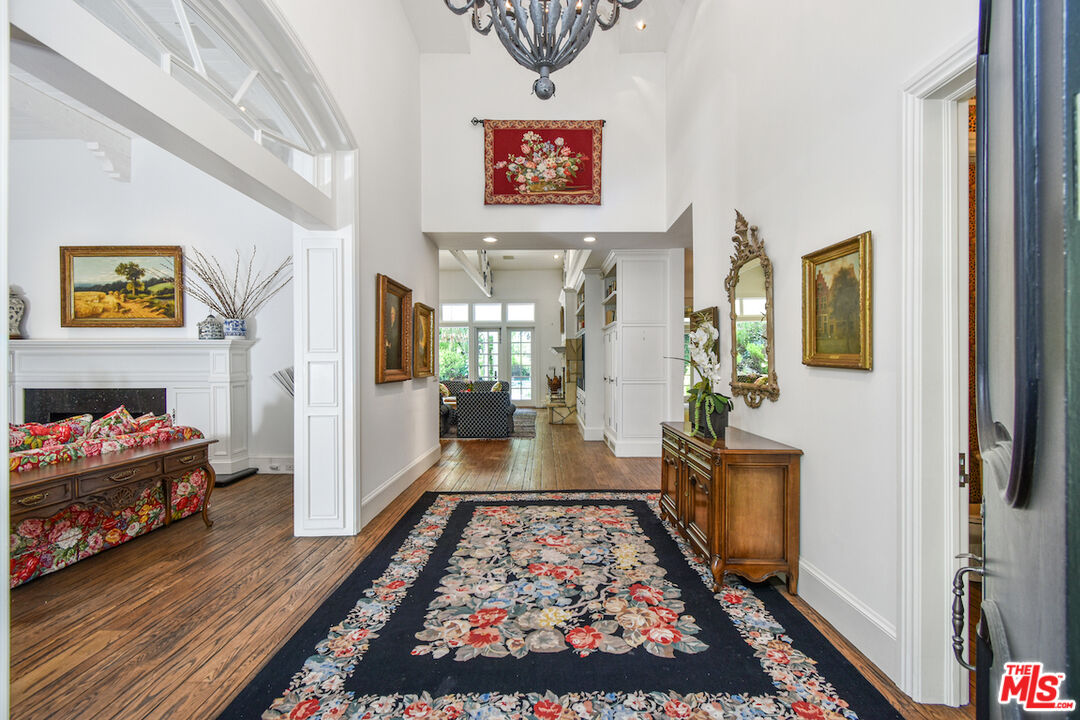 3935 Valley Meadow Rd