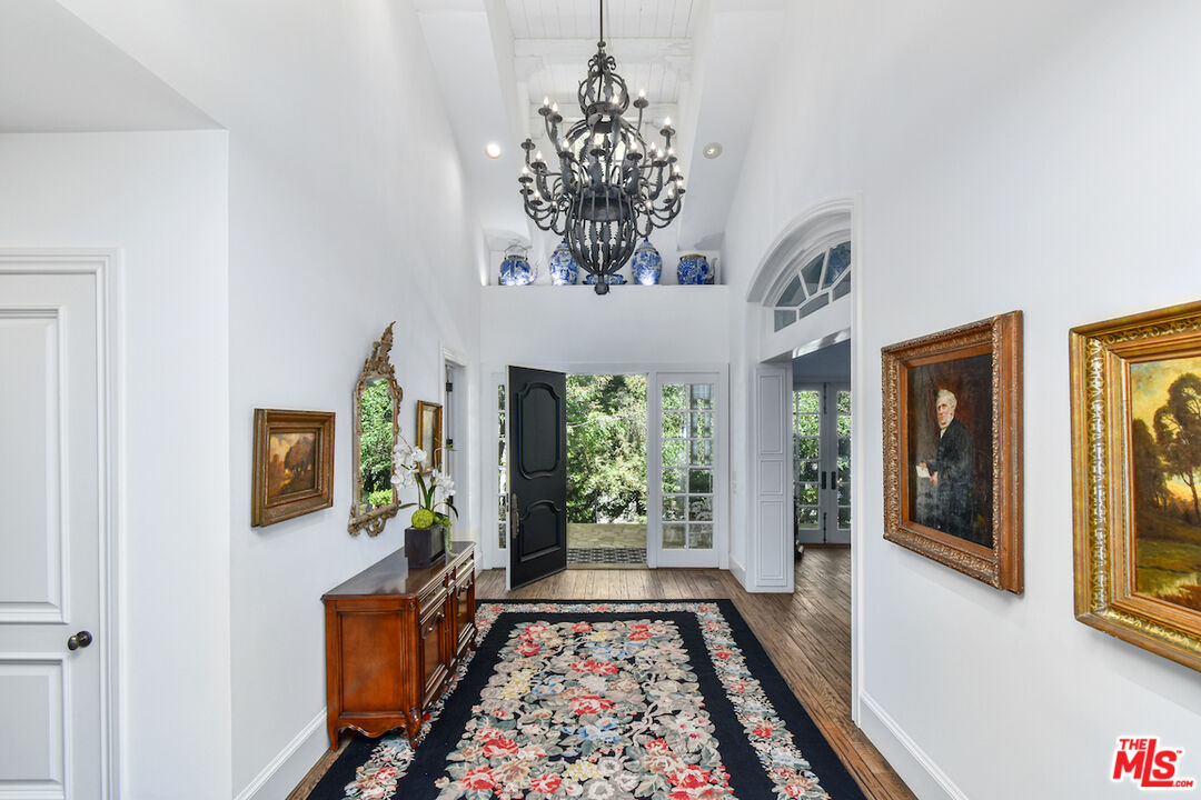 3935 Valley Meadow Rd