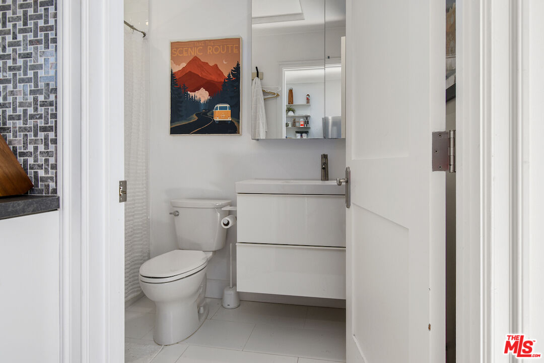 3935 Valley Meadow Rd