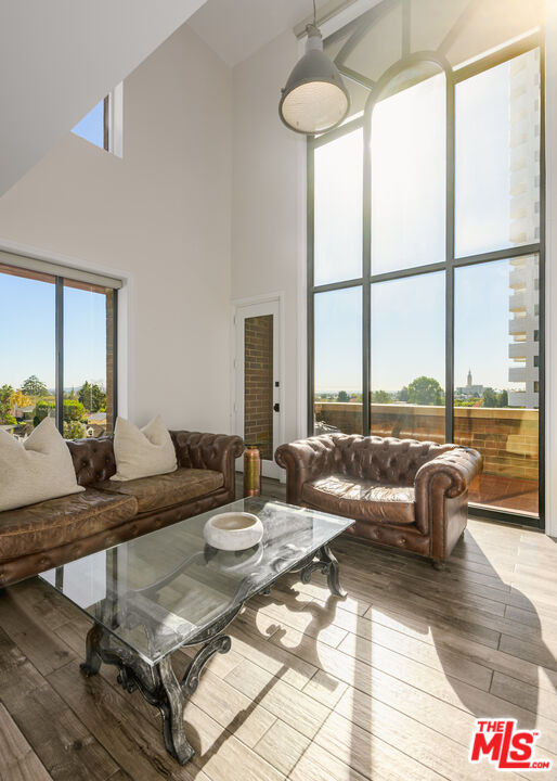 10550 Wilshire Blvd Unit: 505