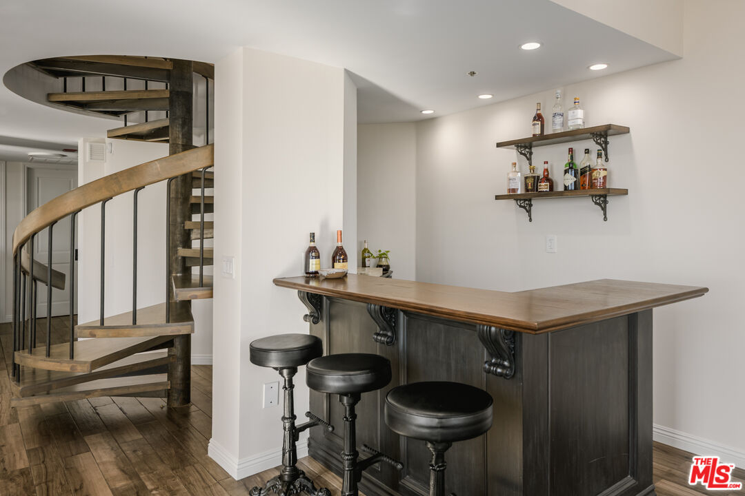 10550 Wilshire Blvd Unit: 505