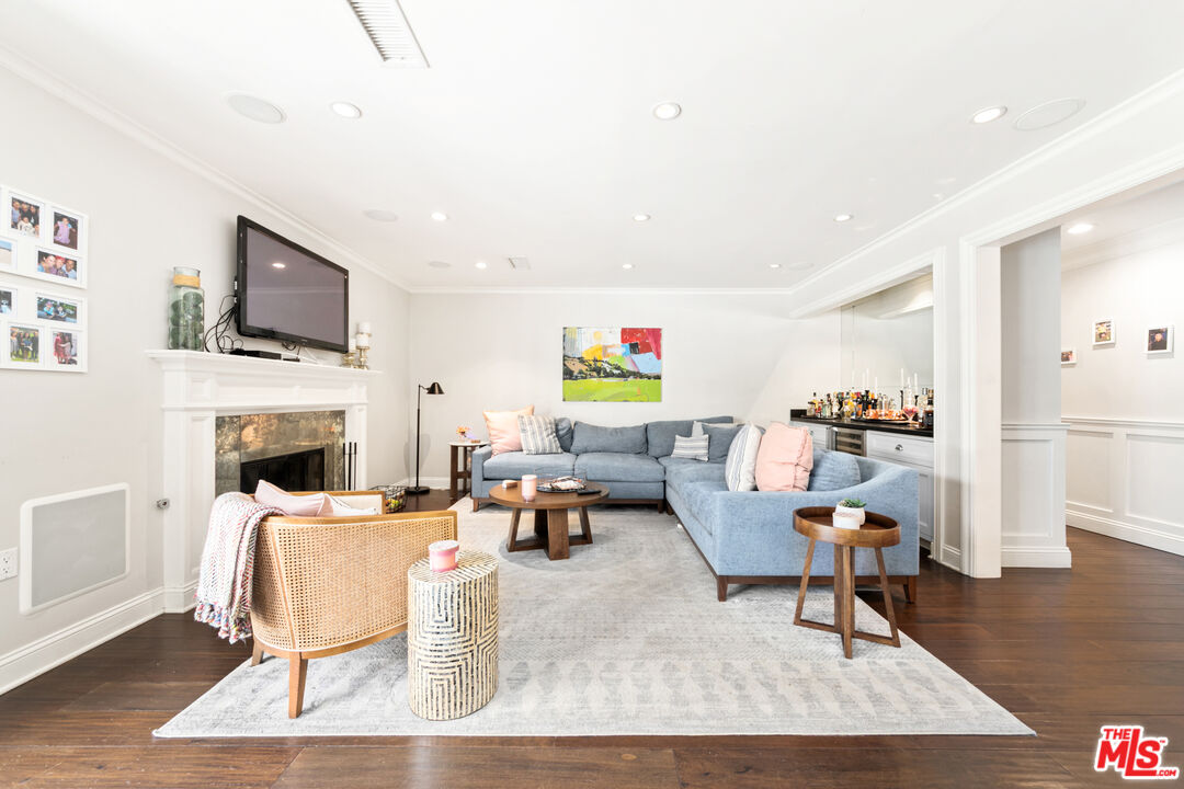 19321 Santa Rita St