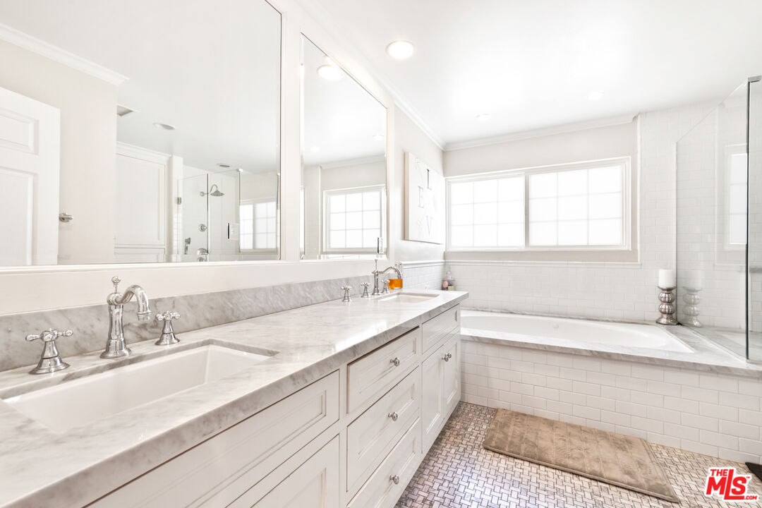 19321 Santa Rita St