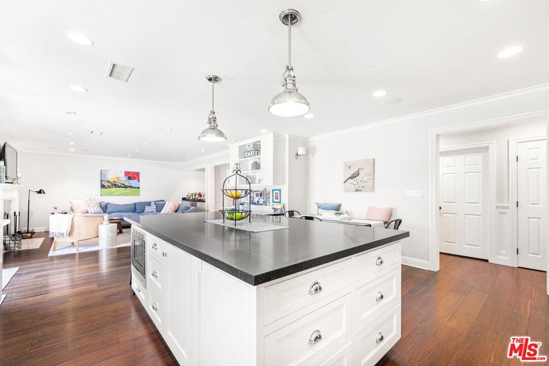 19321 Santa Rita St
