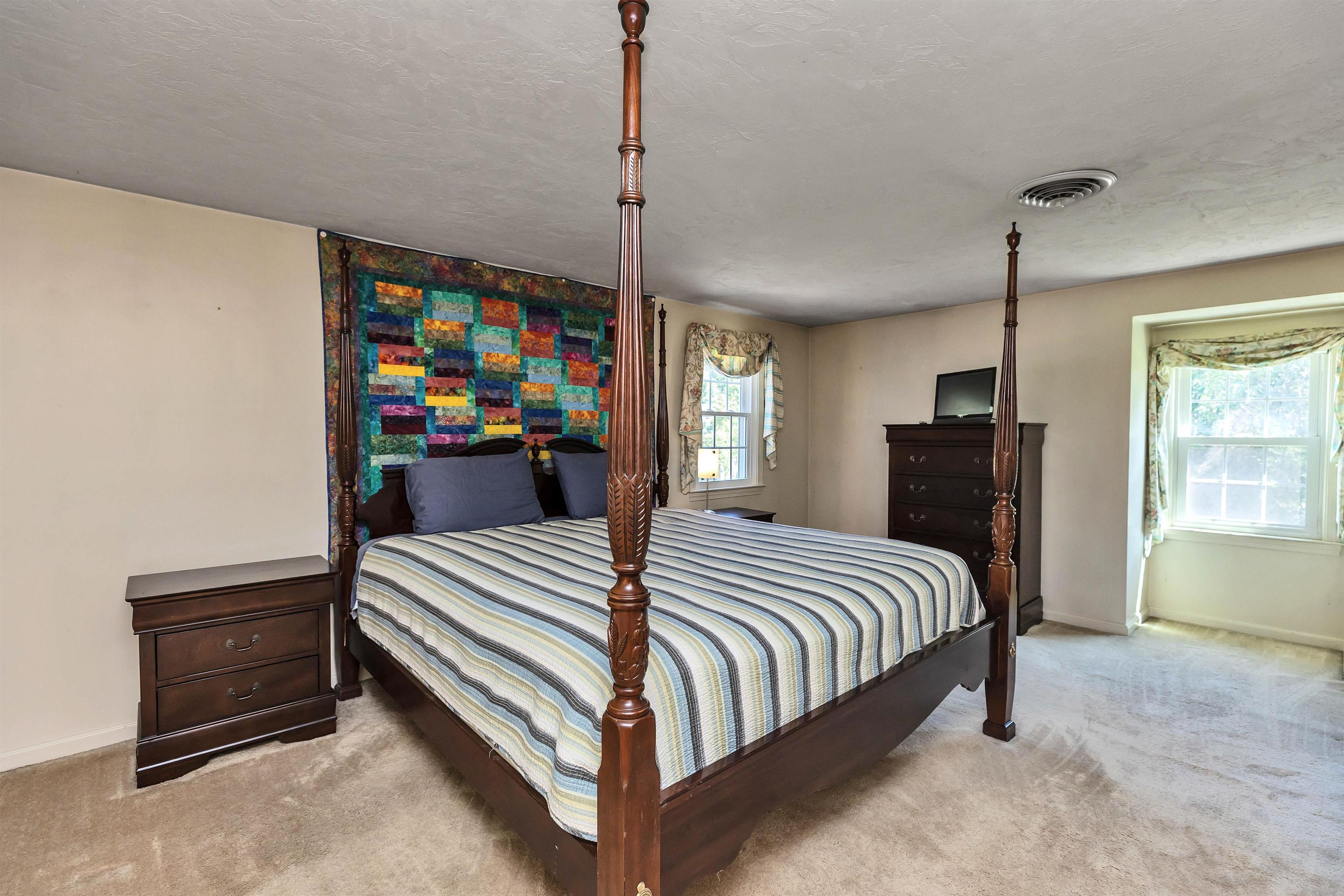 14 Hall Court