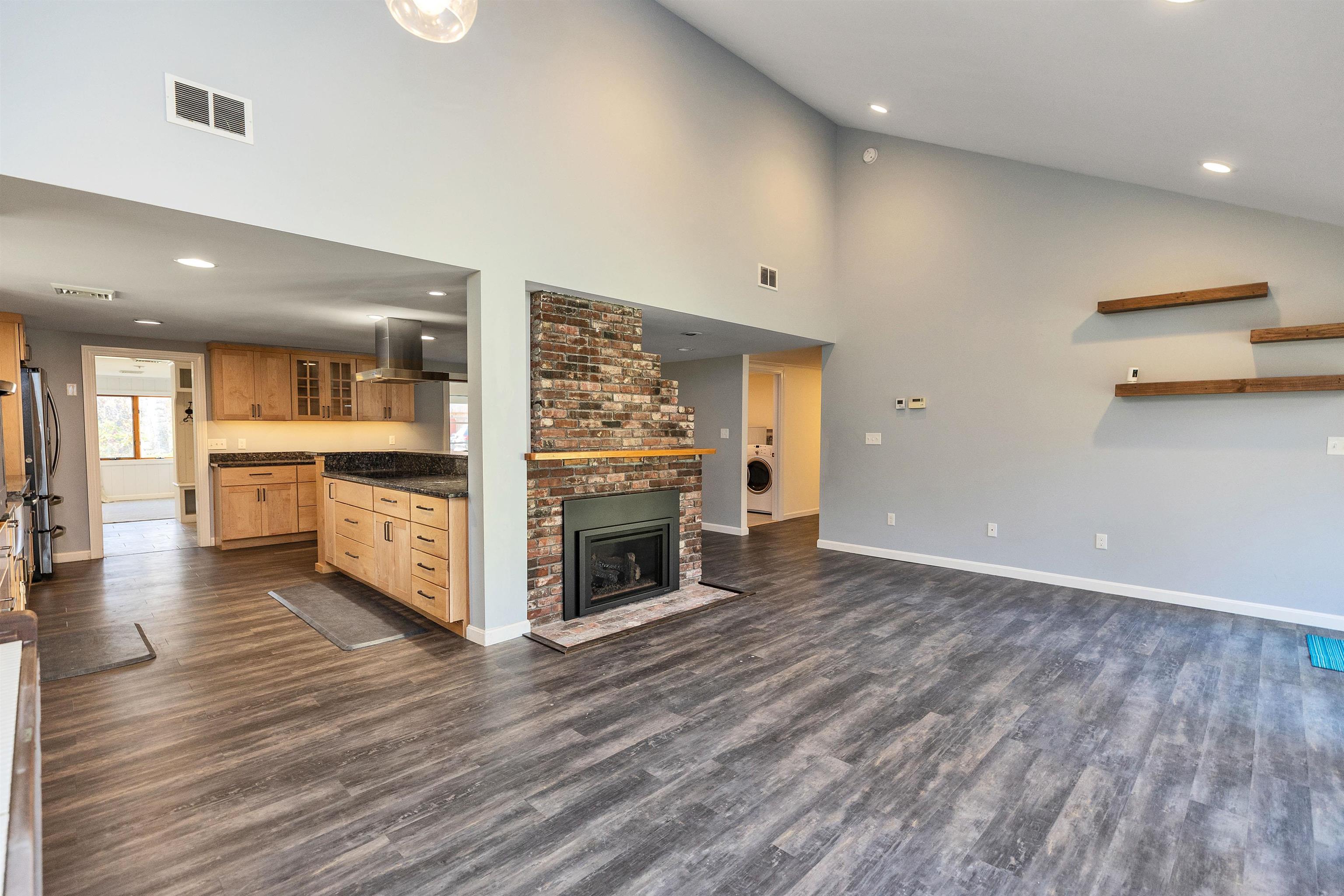 6 Macdowell Road