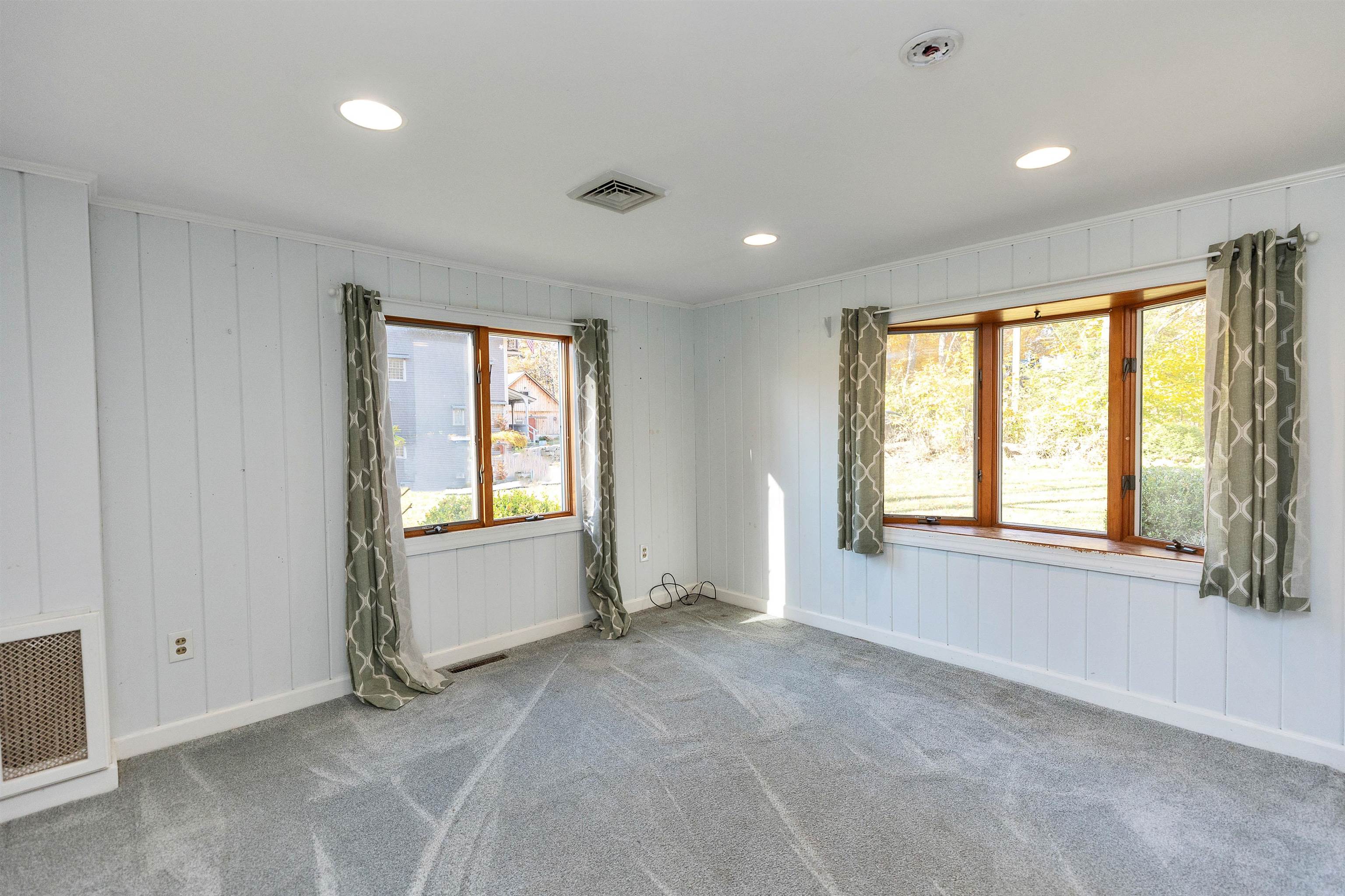 6 Macdowell Road