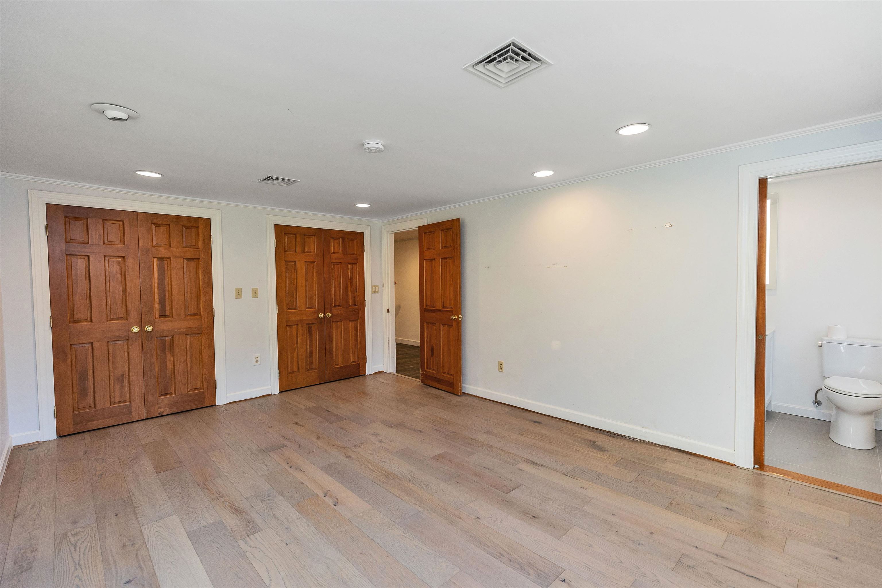 6 Macdowell Road