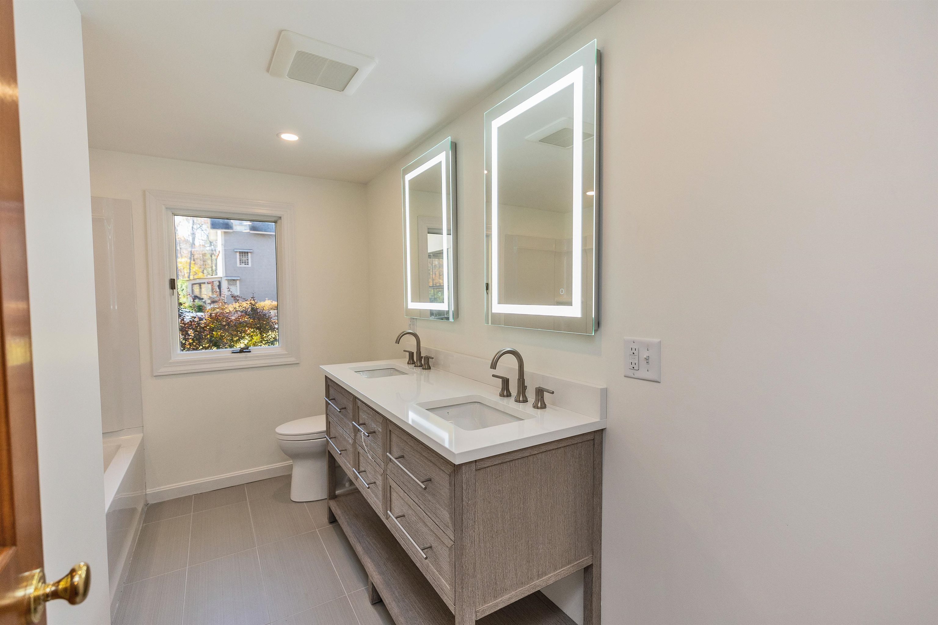 6 Macdowell Road