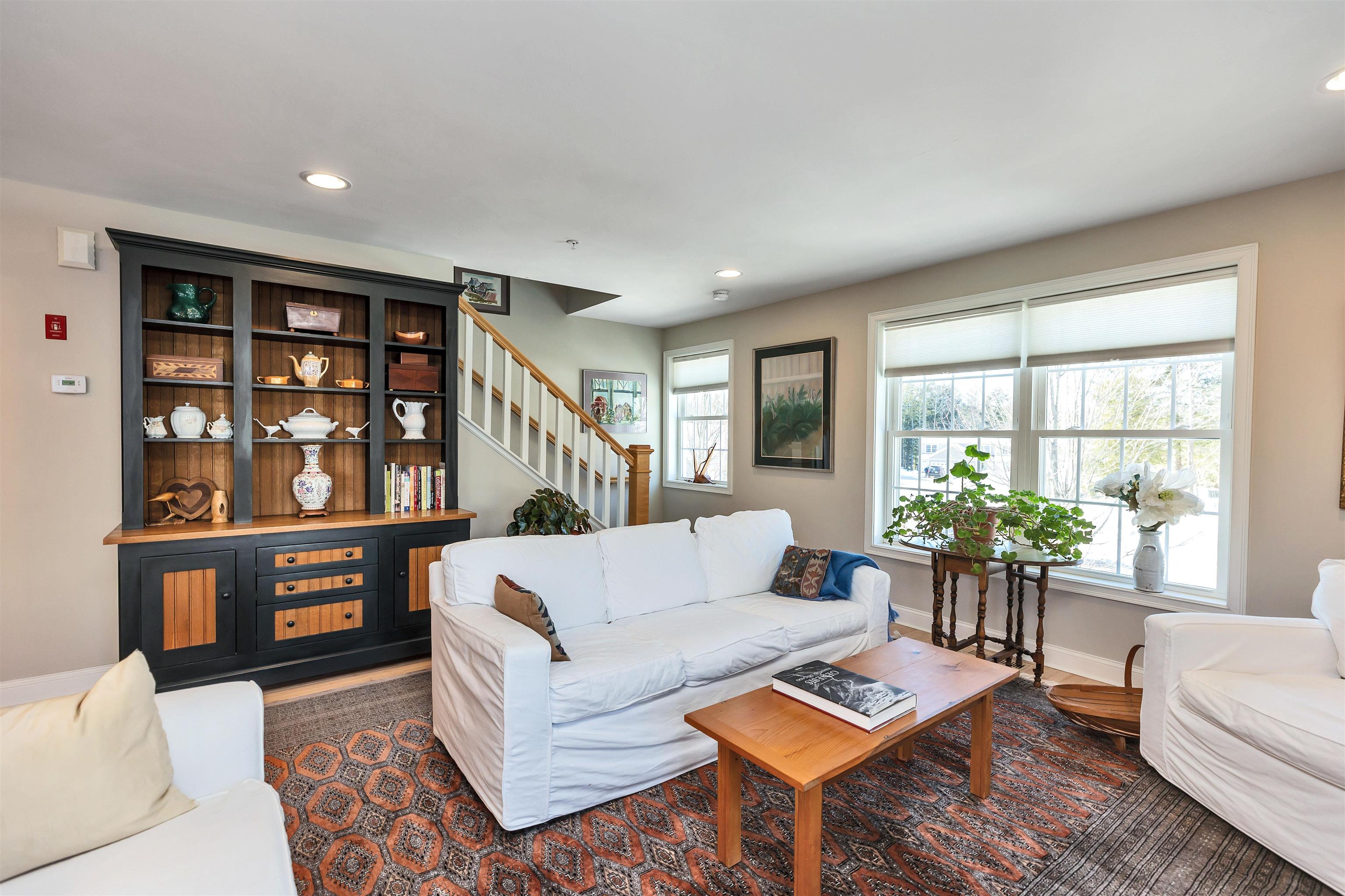 301 Southfield Lane