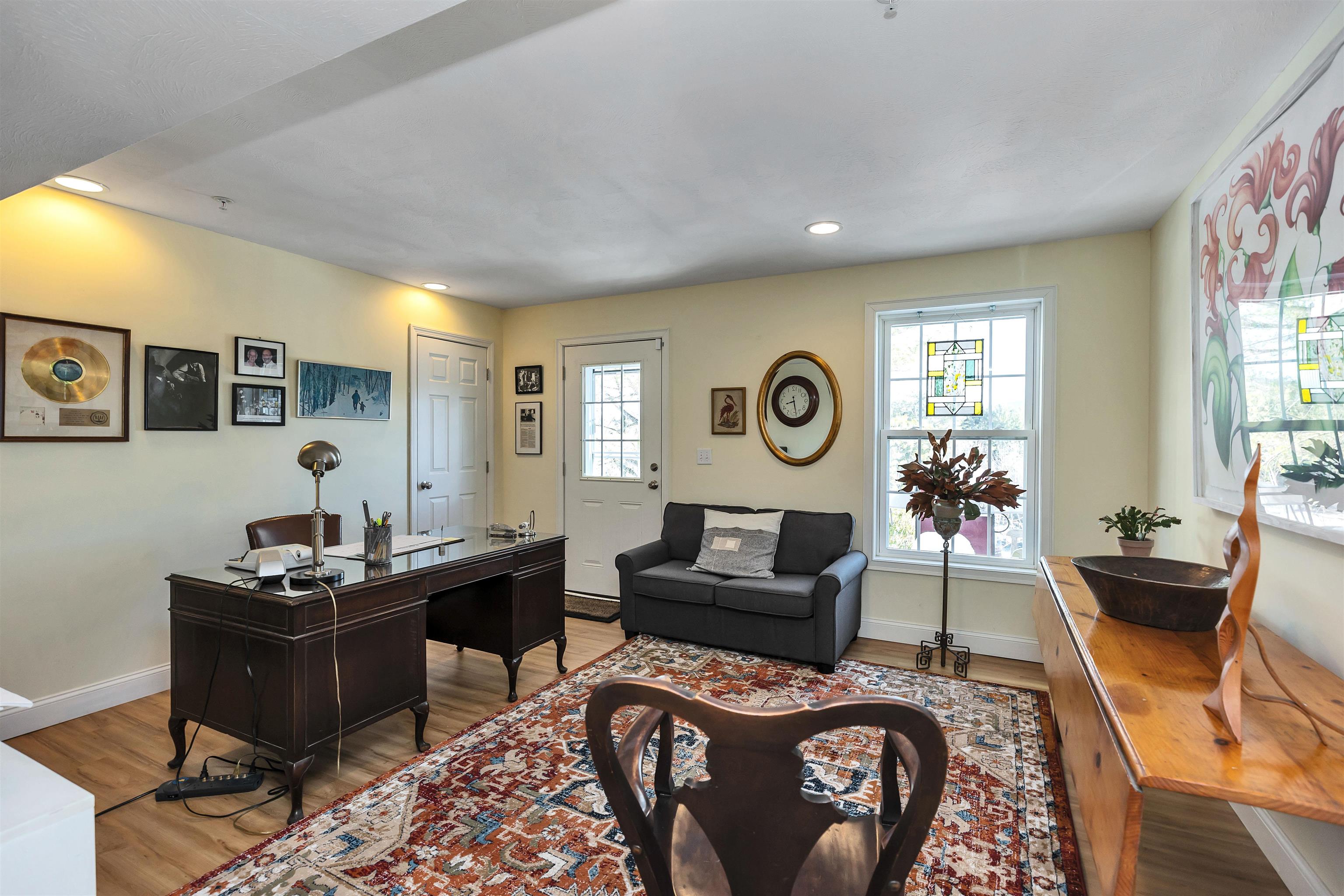 301 Southfield Lane