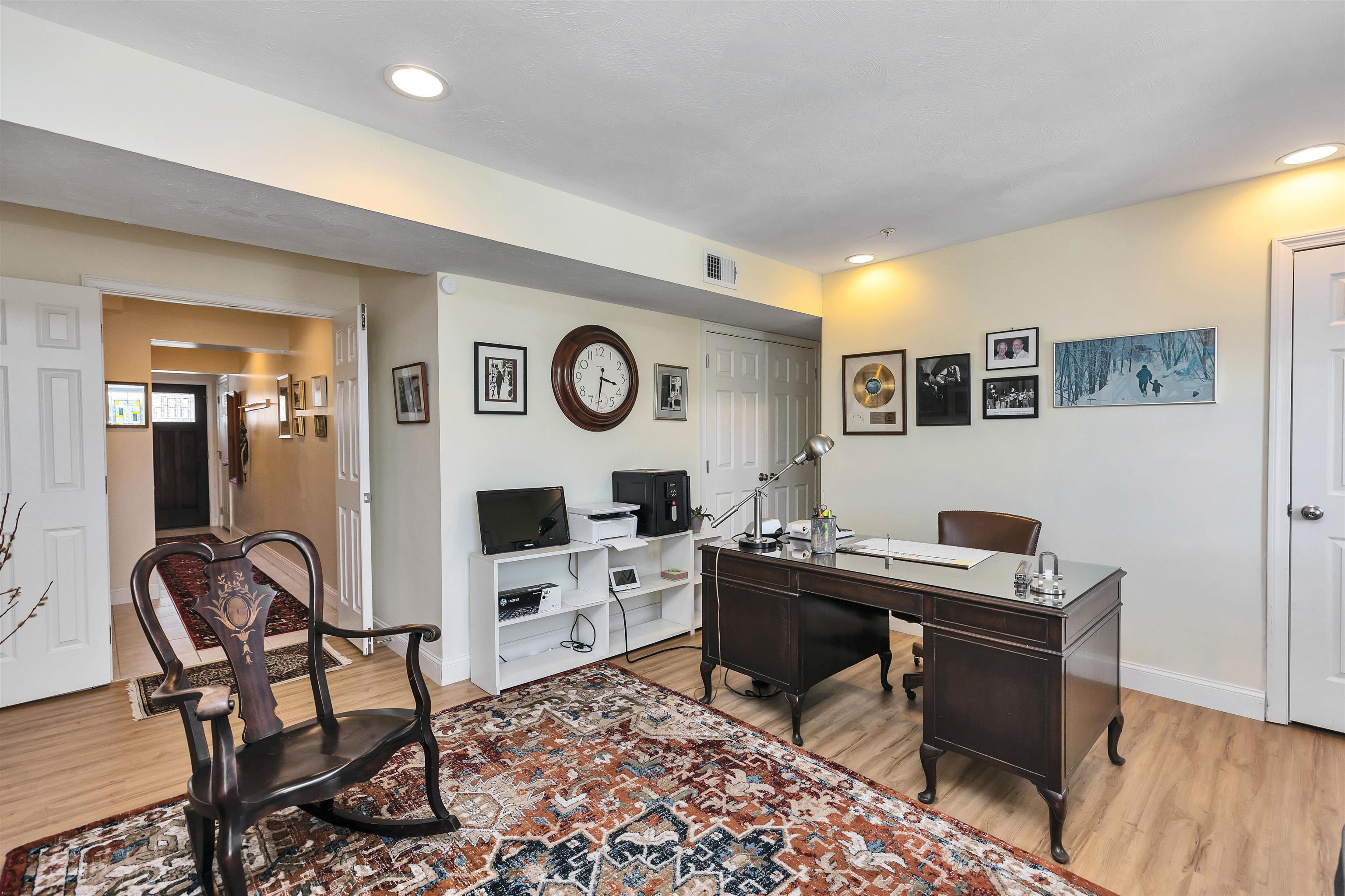301 Southfield Lane