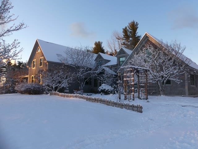 152 Windy Row
