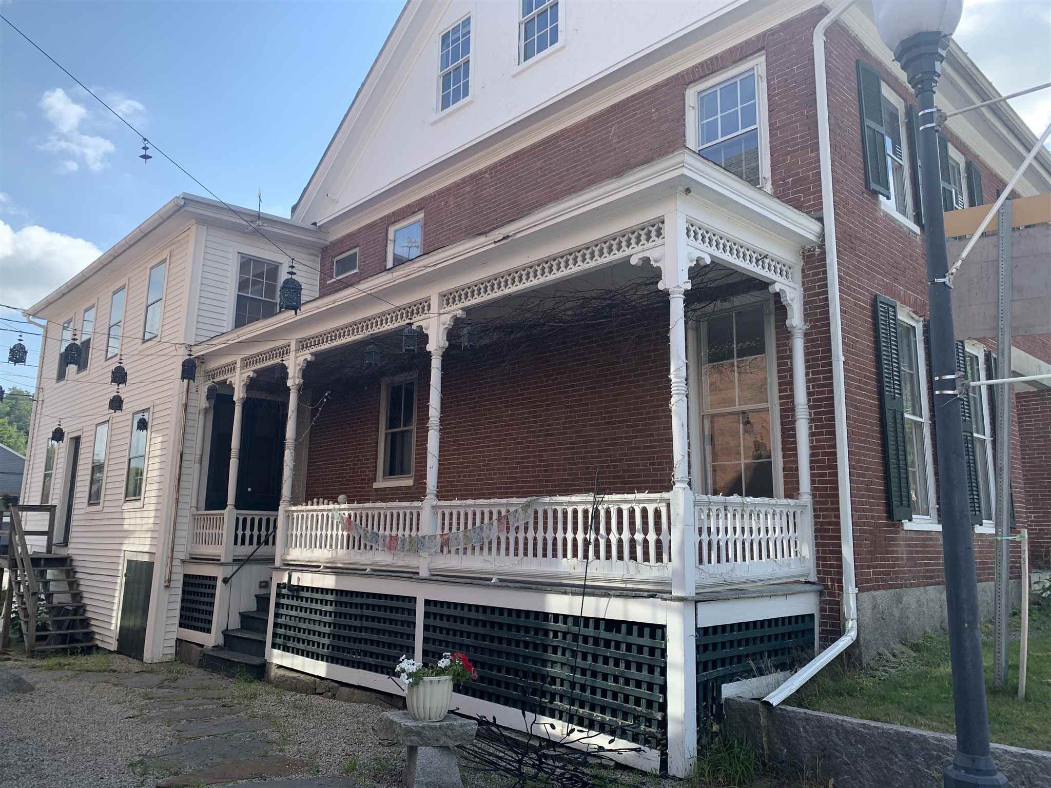 28 Main Street