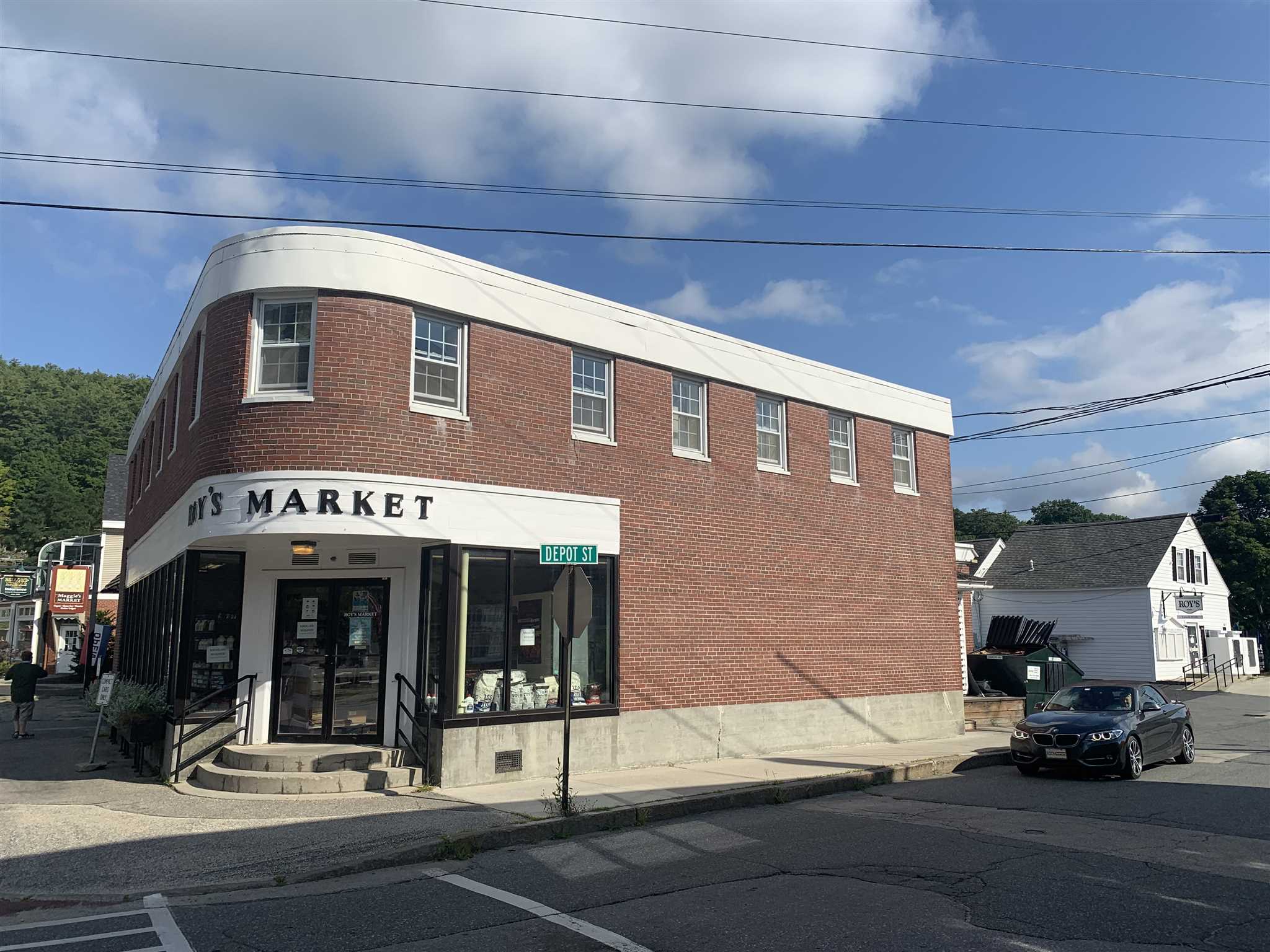 28 Main Street