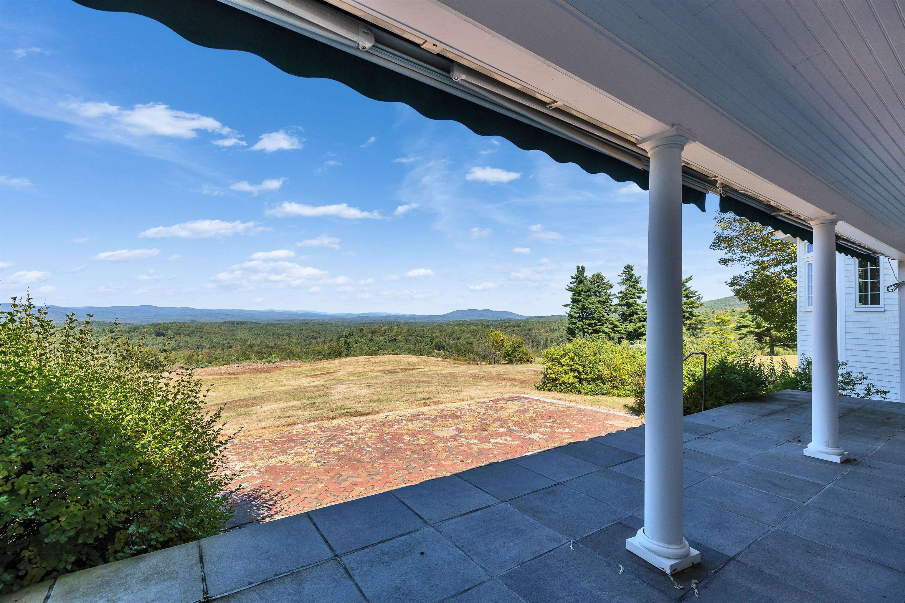 477 E Mountain Road
